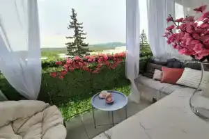 Odnokomnatnaya Provans S Vidom Na Gory S Balkona Flat, Nalchik