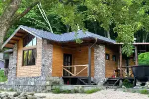 Kuzhi Tourist base, Alekseyevskoye