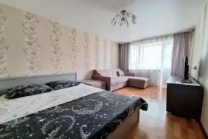 Otlichnaya 2-Komnatnaya Na 4 Spalnykh Mesta Flat, Uraj