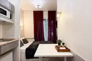U Metro Varshavskaya Sk1 Apartments, Moscow