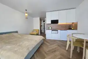 Ulitse Lyotchikov 10 Flat, Sevastopol