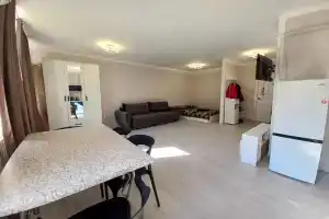 Uyutnaya Studiya Na Simonova Flat, Volgograd