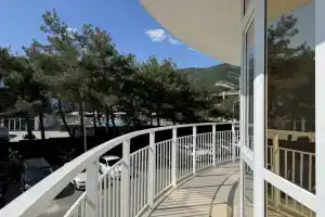 538 S Balkonami I Vidom Na Gory Flat, Gelendzik