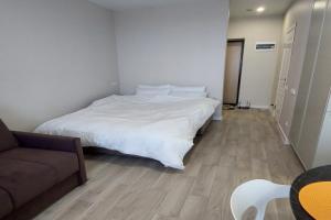 Uyutnaya Studiya Na Gabisheva Flat