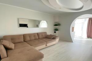 Prostornaya Studiya V Tsentre Siriusa Ot HomeHotelSochi Apartments, Adler