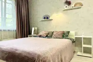 Odnokomnatnaya LajlaTov na Metro Nahimovskij prospekt Flat, Moscow