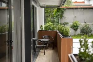 Sunset Hostel by ELT, Batumi