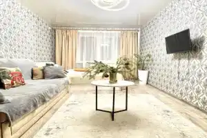 Polnotsennaya 2-komnatnaya v Zheleznodorozhnom rajone Flat, Ulyanovsk