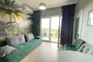 Evrotryoshka ryadom s Morem, pervaya beregovaya liniya Flat, Adler