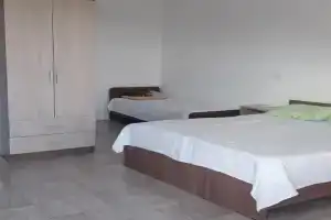 Ruslan i Lyudmila Hotel, Ldzaa