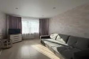 Na Ulitse Tavlinskoy Naberezhnoy 1 Flat, Saransk