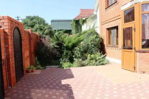 Tri Versty Guest house, Myshako
