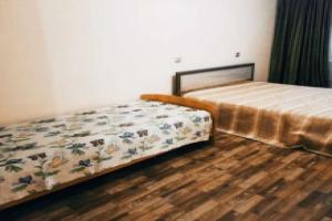 Tryokhkomnatnaya Na Zyabi Apartments, Naberezhnyye Chelny