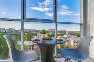 V Tsentre U Metro Moskovskie Vorota Apartments