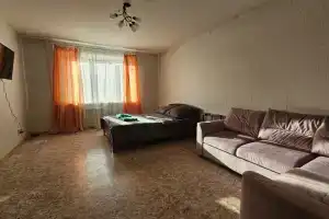 V Yaroslavle Flat, Yaroslavl