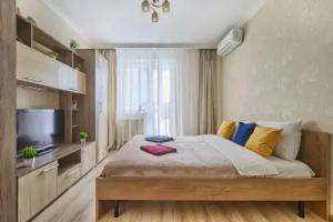 Uyutnaya Studiya S Bolshoy Lodzhiey V Dome Biznes-Klassa Apartments, Khimki