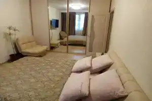 V Zheleznodorozhnom Struve 3 Apartments, Zheleznodorozhnyy