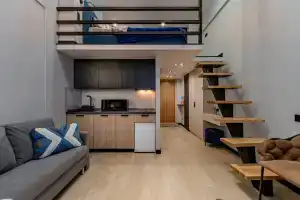 Estetskaya Studiya Zen Home so Vtorym Etazhom Apartments, Moscow