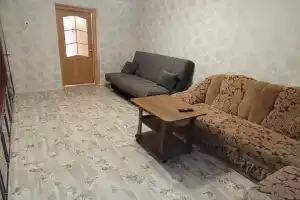 Na Lunacharskogo 135 Flat, Serov