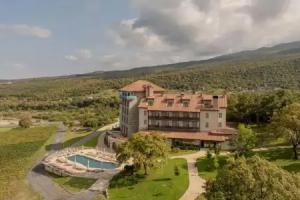 Agarani Estate Hotel, Ikalto