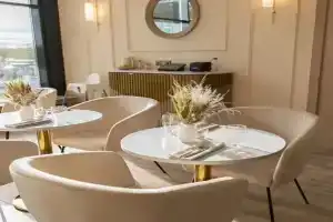 Ava Continent SyncotelHome Apartments