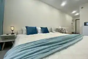 Dlya dvoih gostey S krovat'yu Apartments, Tyumen