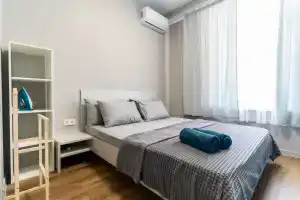 V Novopocciycke C Dizajnerckim Pemontom Apartments 1, Novorossijsk