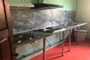 Vezhlivyij Los' Na Buninskoj Alee Hostel, Moscow