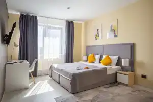 Lyuks V Novom Zhk Na Vasilyevskom U Metro Apartments