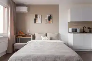 Na Marshala Kazakova Flat