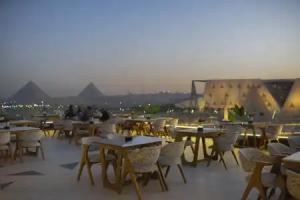 Royal Great Pyramid Inn Hotel, Giza