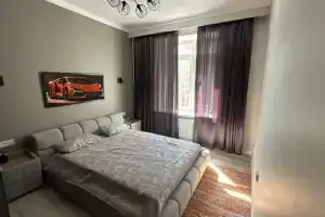 Amegaroom S Vykhodom Na Terrasu Flat, Tyumen