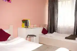 Leto&Zelenaya Roshcha dvukhmestnyy nomer Apartment, Ekaterinburg