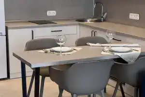 2-kh Komnatnye Vozle Morya Apartments, Sevastopol