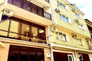 Na Koltsevoy Ulitse Apartments