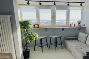s kukhney loft i panoramnym vidom na vodokhranilishche Flat, Voronezh