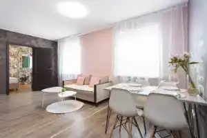 "DaRent Karelia" na Entuziastov 15 Apartments, Petrozavodsk