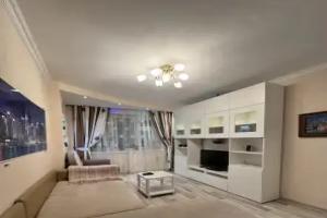 Uyutnaya Kvartira v Samom Tsentre Goroda Flat, Mirnyj