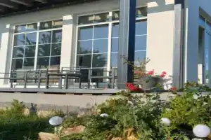 Sea-side Cottage with Terrace, Donskoye