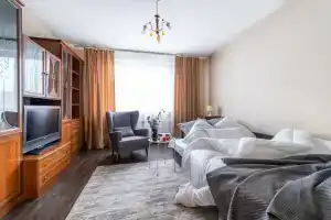 Dvukhkomnatniye Ryadom s Metro Flat, Moscow