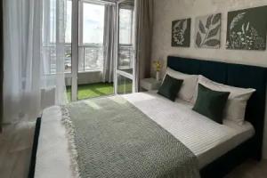 Uyutnye u Aeroporta Tolmachevo v Novom Zhk Vozdushnaya Gavan Apartments, Ob'