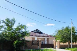 Kontinent Hotel, Kirsanov