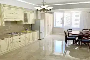 Prostornaya Novaya Lyuks V Tsentre Nedaleko Ot Morya Flat, Makhachkala