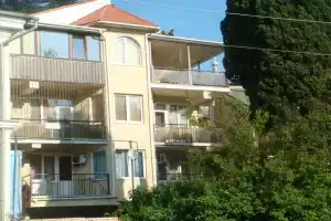 Kokos Guest House, Yalta