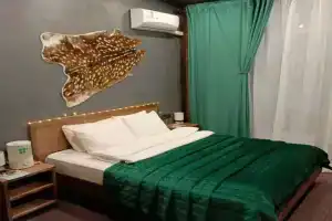 V GLK Solnechnaya Dolina Apartaments, Miass