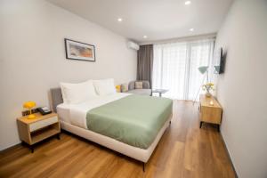 BlueSky Apartment Hotel, Batumi