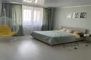 Na Ulitse 8 Iyulya 22 Flat, Miass