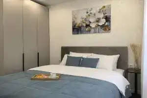 Uyutnaya Dvushka Dlya Bolshoy Semyi S Detmi Flat