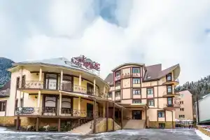 Kurazh Hotel, Dombay