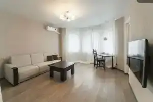 Ryadom S Parkom Flat, Samara